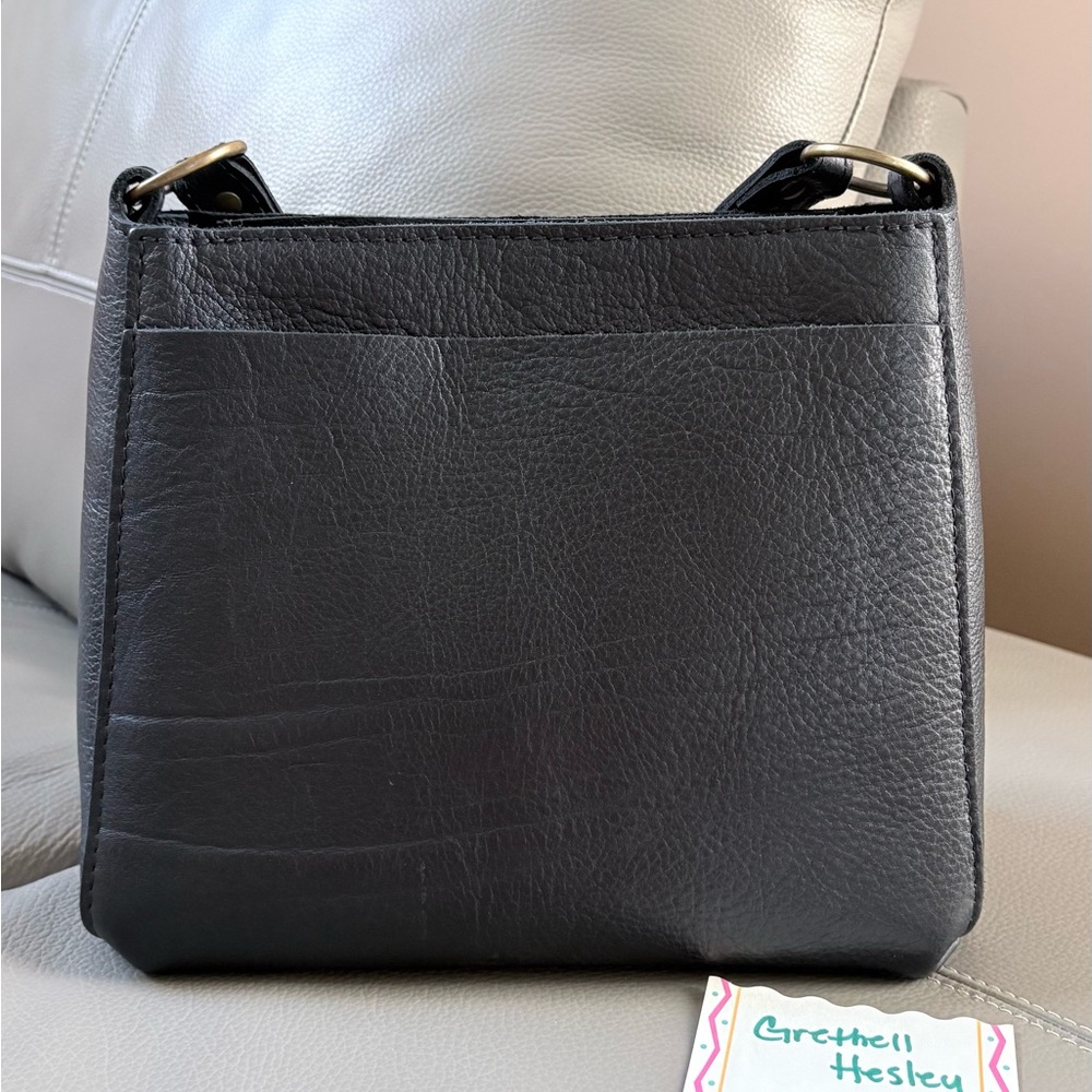 Portland Leather Goods Triangle Shoulder Bag in Pebbled Black! - Picture 3 of 10